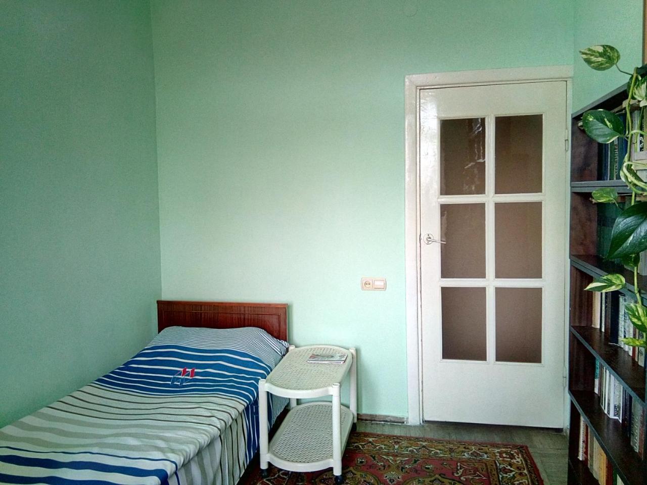 Room In The Centre Ереван Экстерьер фото