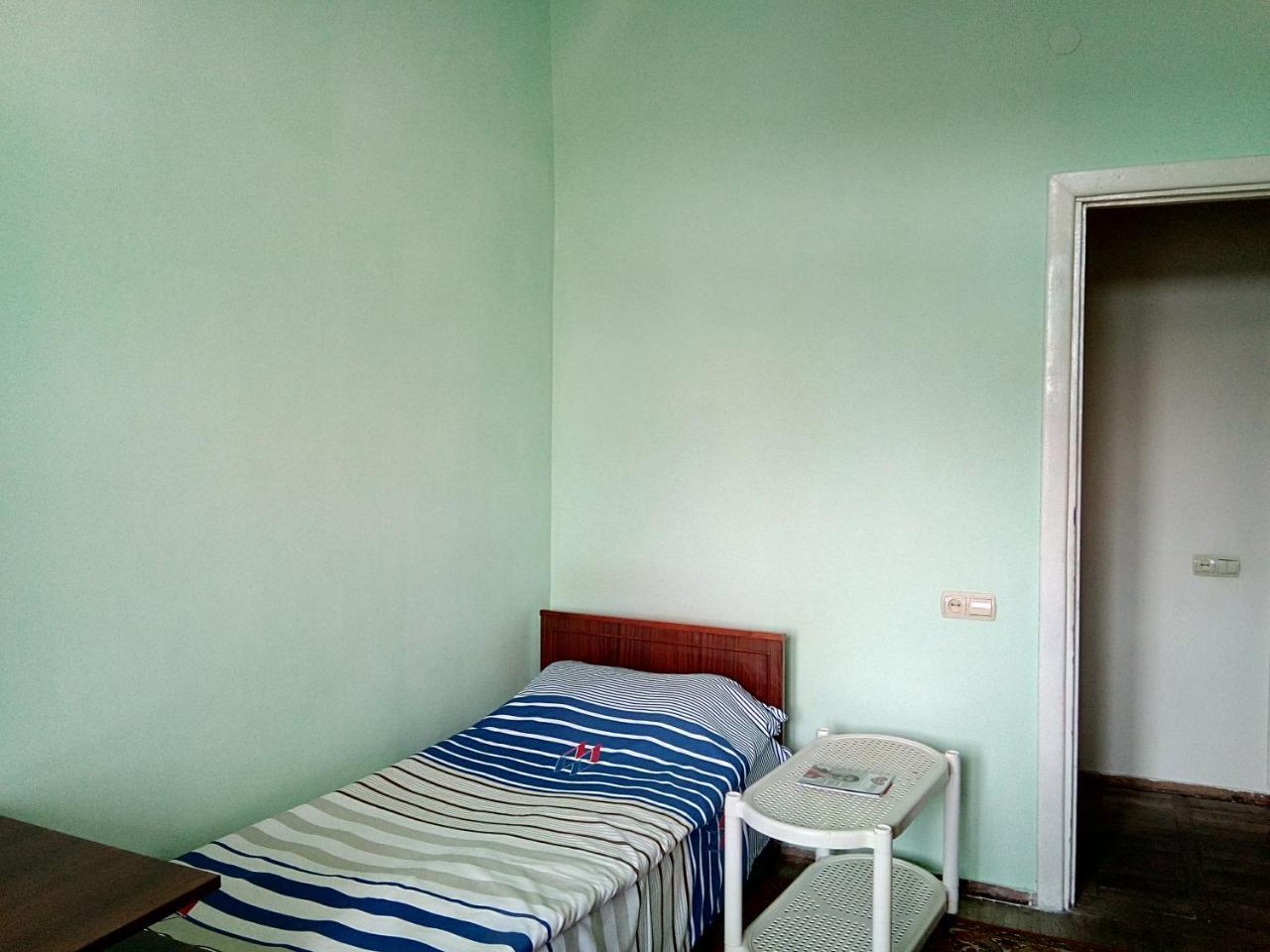 Room In The Centre Ереван Экстерьер фото
