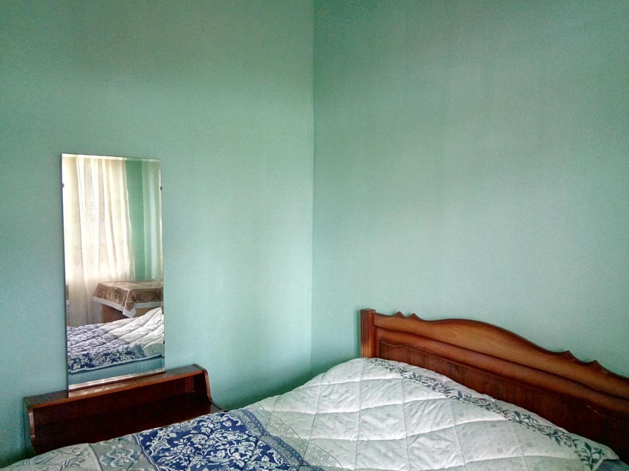 Room In The Centre Ереван Экстерьер фото