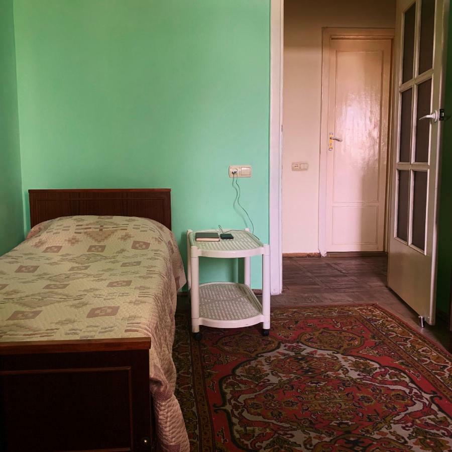 Room In The Centre Ереван Экстерьер фото